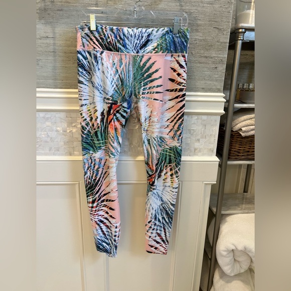 Large fabletics powerlite leggings Marbella print peach botanical colorful - Picture 9 of 13